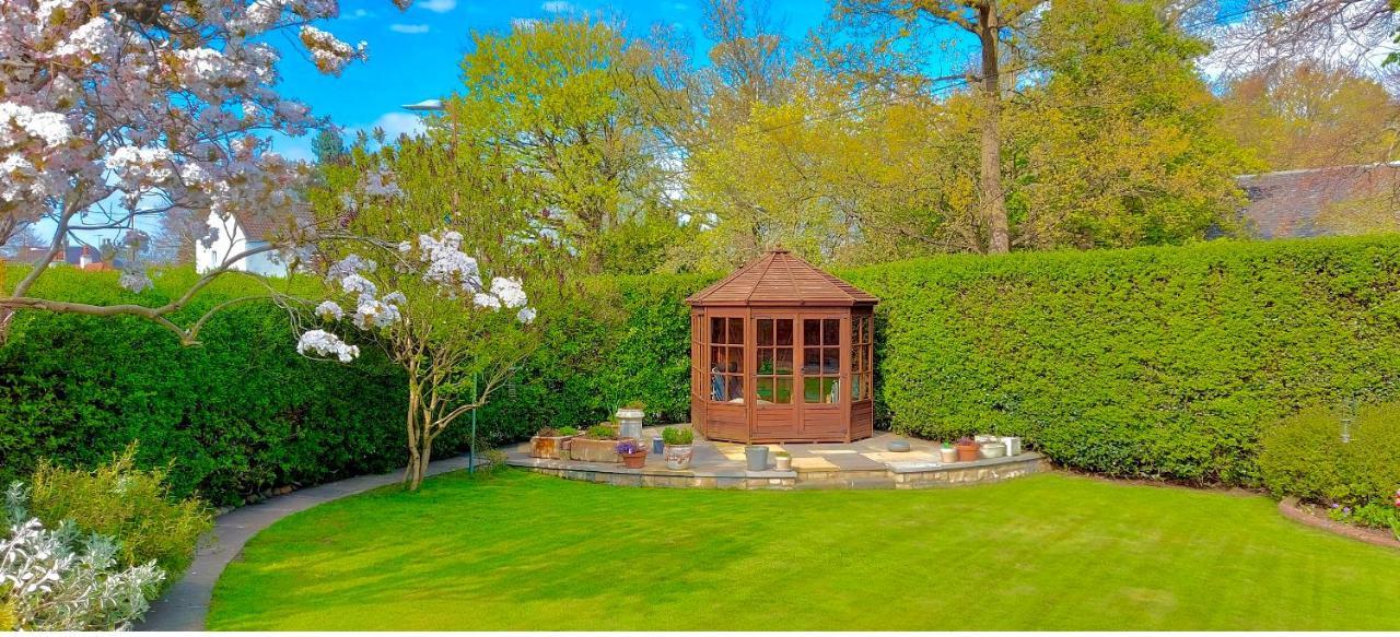 Islay House,Comfortable Home With Private Garden, Pencaitland, East Lothian, Scotland Bagian luar foto